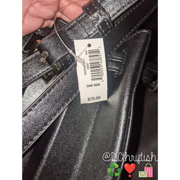 Banana Republic pleated bucket bag🖤 - Picture 9 of 9